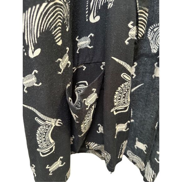 Sam Hilu Vtg artful black & white animal print open front blazer size M #42-1868 - Picture 5 of 6